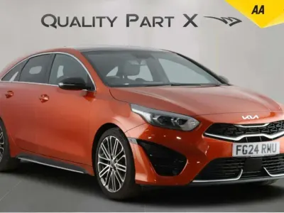 Begagnad Kia ProCeed GT-Line S 2024 Orange Kombi