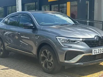 Used Renault Arkana Bose Edition 142 HP (104 kW) 2023 Grey  SUV