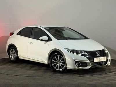 Used Honda Civic SE Plus 120 HP (88 kW) 2015 White Hatchback