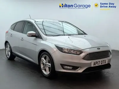 Usado Ford Focus Titanium 2017 Prateado Citadino