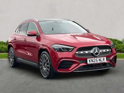 Used Mercedes GLA220 AMG Line Premium Plus 190 HP (139 kW) 2025 Red SUV