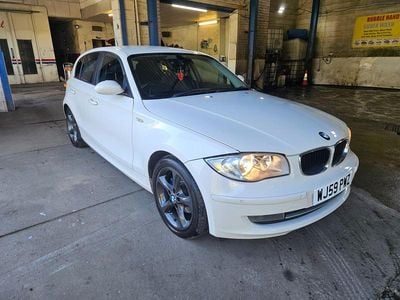 Usado BMW 118 Sport Line 143 HP (105 kW) 2009 Branco Citadino