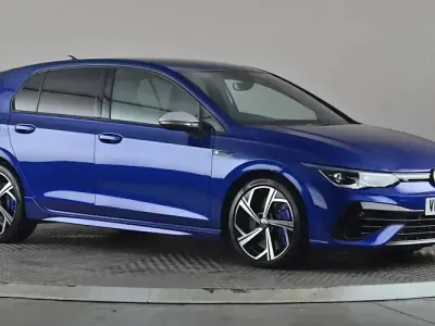 Second-hand VW Golf VIII R 320 CP (235 kW) 2023 Albastru Hatchback
