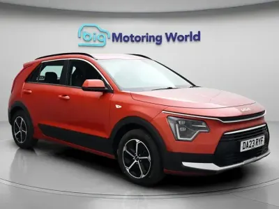 Used Kia Niro 139 HP (102 kW) 2023 Orange SUV