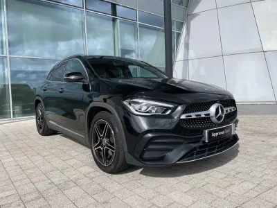 Usado Mercedes GLA200 AMG Line Premium 163 HP (119 kW) 2023 Preto SUV