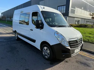 Used Vauxhall Movano 130 HP (95 kW) 2019 White MPV