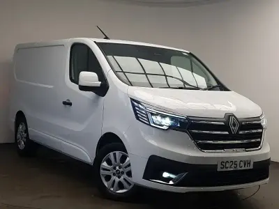 Used Renault Trafic 2025 White MPV
