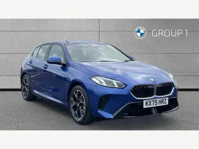 Begagnad BMW 120 M Sport 154 HK (113 kW) 2025 Blå Halvkombi