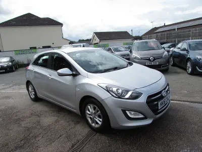 Used Hyundai i30 SE 110 HP (80 kW) 2016 Silver Hatchback