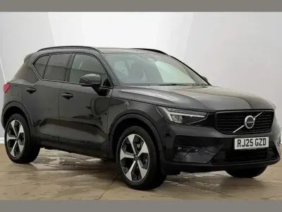 Used Volvo XC40 Plus 194 HP (142 kW) 2025 Black SUV