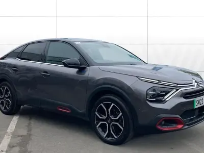 Używany Citroën e-C4 Shine 100 kW (136 KM) 2021 Hatchback