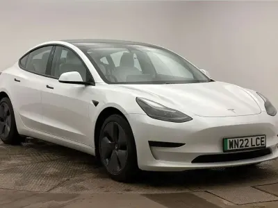 Used Tesla Model 3 Standard Range 52 kW (72 HP) 2022 White Sedan
