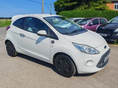 Używany Ford Ka Premium 69 KM (50 kW) 2011 Biały Hatchback
