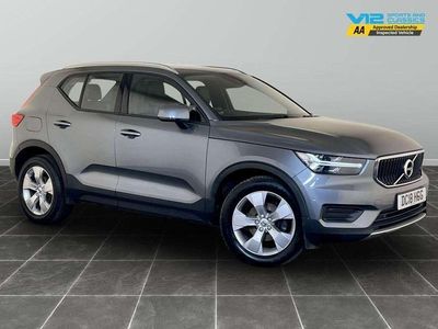 Grey Used 2018 Volvo XC40 Momentum SUV | £11,995 (Expensive)