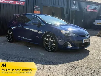 Used Vauxhall Astra GTC S 2015 Blue Coupe