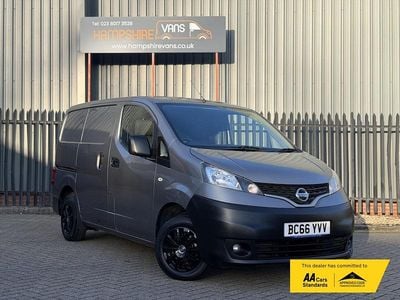 Used Nissan NV200 Acenta 90 HP (66 kW) 2017 Grey MPV