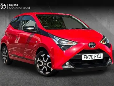Used Toyota Aygo Trend 72 HP (52 kW) 2020 Red Hatchback