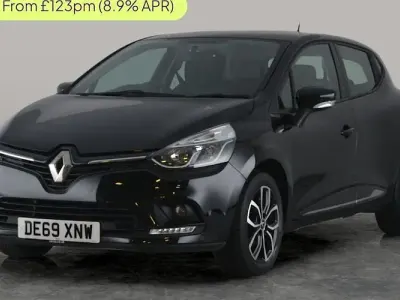 Used Renault Clio Play 90 HP (66 kW) 2019 Black Hatchback