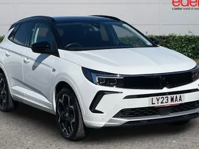 Used Vauxhall Grandland X Ultimate 131 HP (96 kW) 2023 White SUV