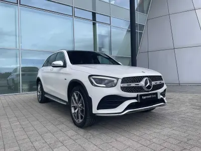 Used Mercedes GLC300 AMG line 2021 White SUV