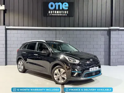 Begagnad Kia e-Niro 100 kW (136 HK) 2021 Svart SUV