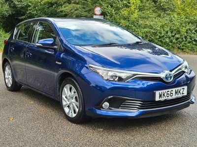 Toyota Auris Hybrid