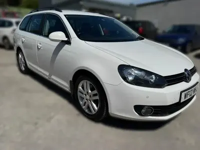 Used VW Golf VII SE 105 HP (77 kW) 2012 White Estate
