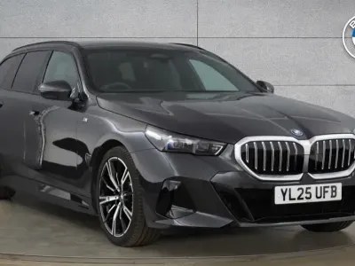 Begagnad BMW 530e M Sport 295 HK (216 kW) 2025 Grå Kombi