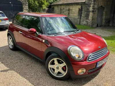 Used Mini Cooper Hatch 120 HP (88 kW) 2008 Red Hatchback