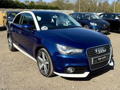 Used Audi A1 Design 122 HP (89 kW) 2012 Blue Hatchback
