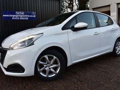 White Used 2015 Peugeot 208 Active Hatchback | £5,295 (Fair price)