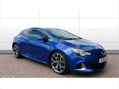 Używany Vauxhall Astra GTC 276 KM (202 kW) 2016 Niebieski Hatchback