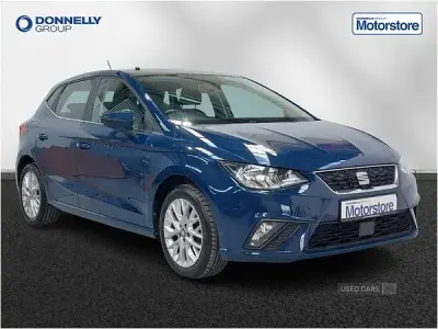 Usado Seat Ibiza Design 75 HP (55 kW) 2018 Azul Citadino