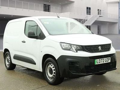 White Used 2022 Peugeot E-Partner Premium MPV | £10,800