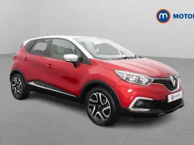 Used Renault Captur Iconic 90 HP (66 kW) 2018 Red/silver SUV
