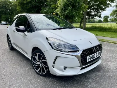 Used DS Automobiles DS3 2016 White Hatchback