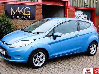 Used Ford Fiesta Zetec 82 HP (60 kW) 2011 Blue Hatchback