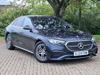 Begagnad Mercedes E200
