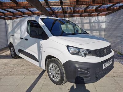 Used Peugeot Partner 2020 White MPV