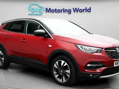 Second-hand Vauxhall Grandland X SRi 131 CP (96 kW) 2020 Roșu SUV