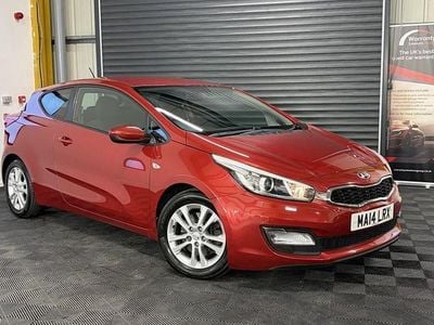 Red Used 2014 Kia ProCeed Hatchback | £4,995 (Super price)
