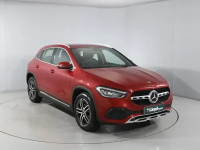 Used Mercedes GLA200 Executive 163 HP (119 kW) 2021 Red SUV