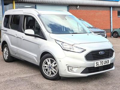 Used Ford Tourneo Titanium 120 HP (88 kW) 2021