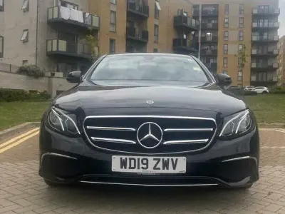 Used Mercedes E220 SE 194 HP (142 kW) 2019 Black Sedan