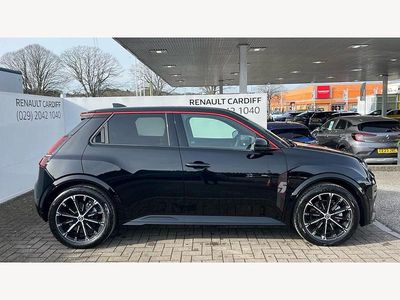 New Renault R5 Iconic 89 kW (122 HP) 2025 Hatchback