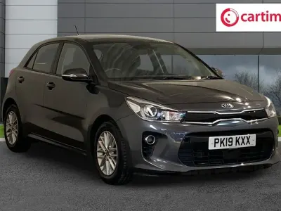 Begagnad Kia Rio 83 HK (61 kW) 2019 Grå Halvkombi
