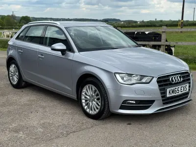 Begagnad Audi A3 Sportback 2015 Silver Halvkombi