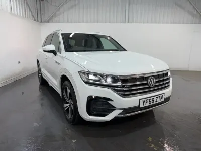 Used VW Touareg R-line 286 HP (210 kW) 2018 White SUV
