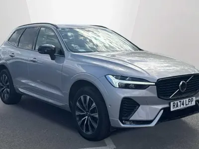 Second-hand Volvo XC60 Plus 250 CP (183 kW) 2025 Argintiu SUV
