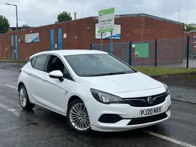 Used Vauxhall Astra Elite 2020 White Hatchback